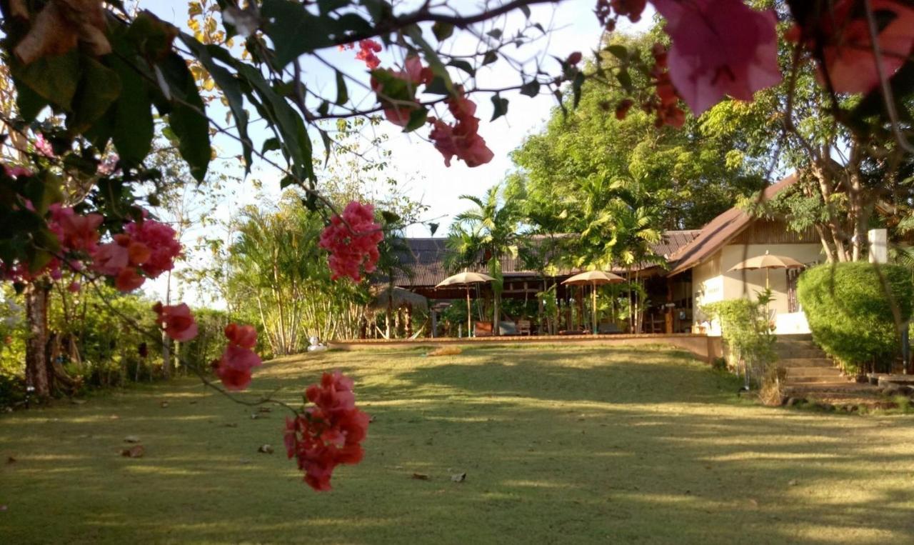 Bamboo Hideaway Resort Mak-sziget Kültér fotó