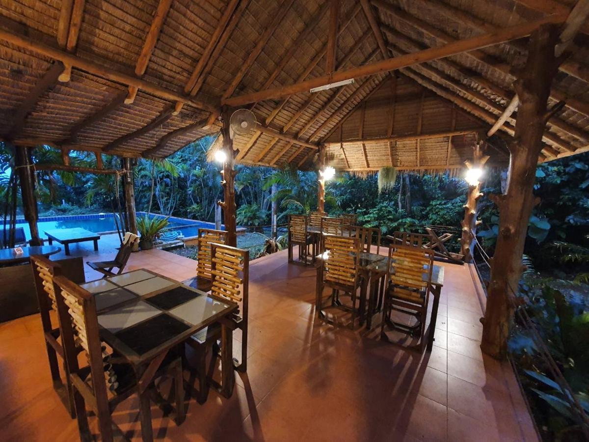 Bamboo Hideaway Resort Mak-sziget Kültér fotó
